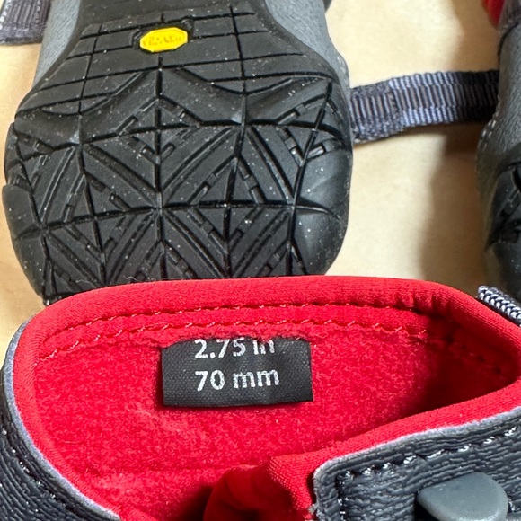 Ruffwear Polar Trex Winter dog boots Red Rock 1530-605M Size 2.75in BRAND NEW - Picture 7 of 8